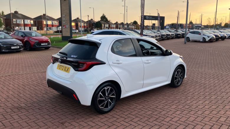 Toyota Yaris 1.5 Hybrid Design 5dr CVT Hybrid Hatchback